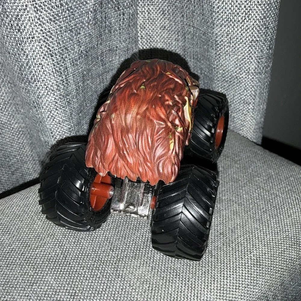 Monster Jam Sasquatch Monster Truck 1:64 Diecast